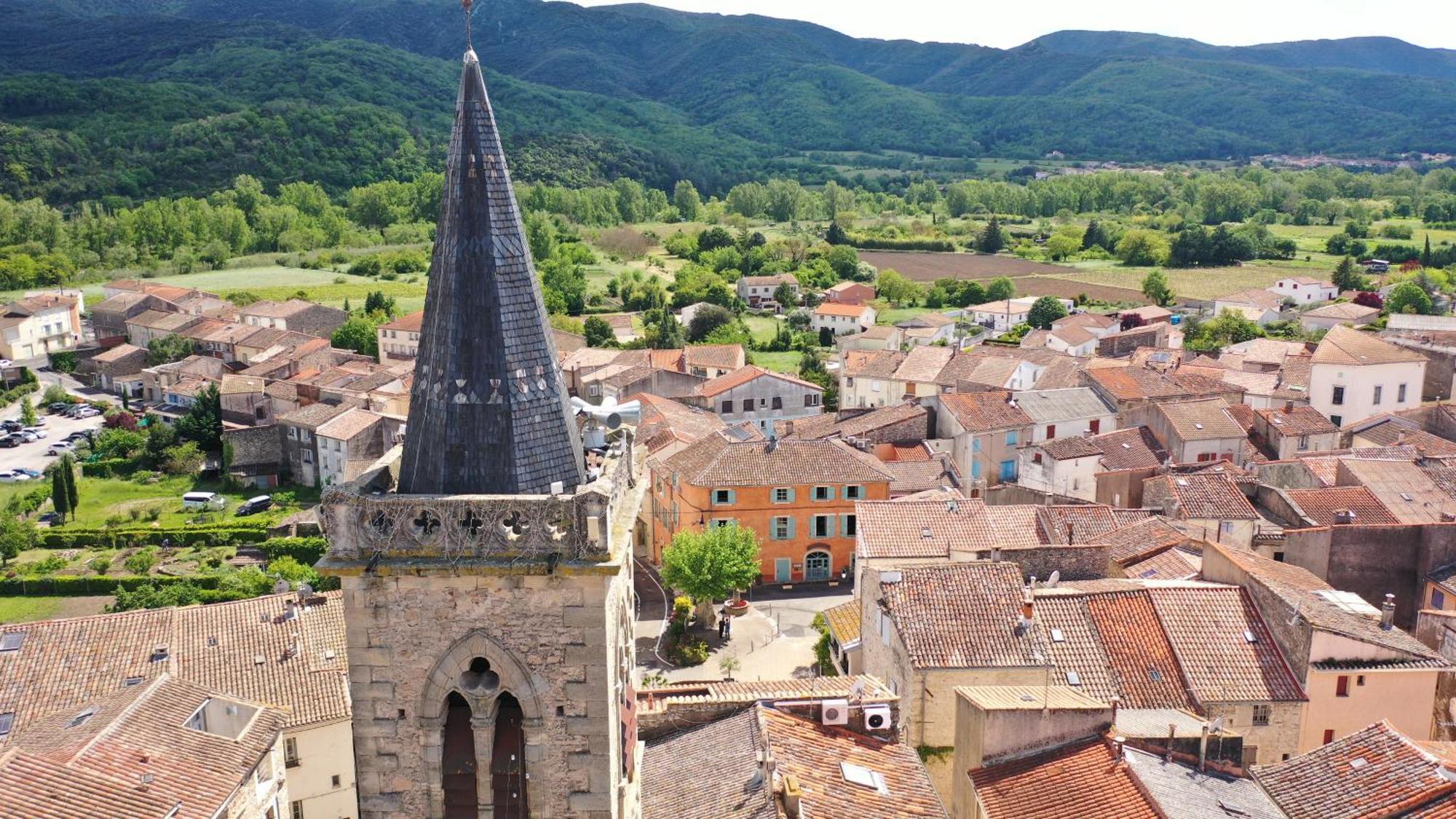 Des Lits Sur La Place Hérépian Exterior foto